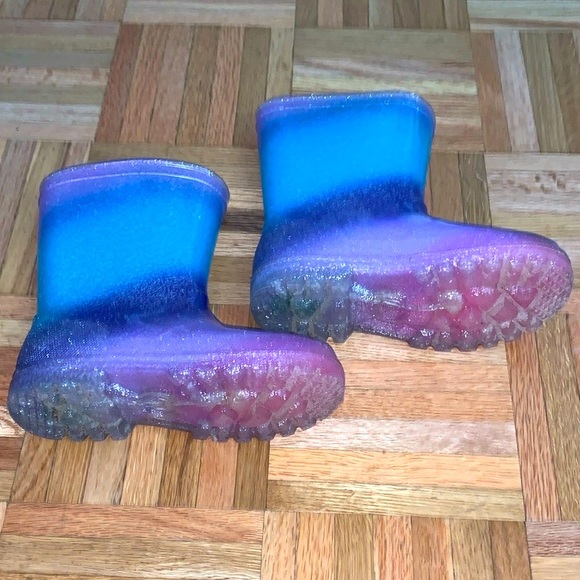 Girls Size 11 - Rain Boots - Mid-Calf - Sparkle / Glittery / Light Up Soles! - Picture 3 of 4
